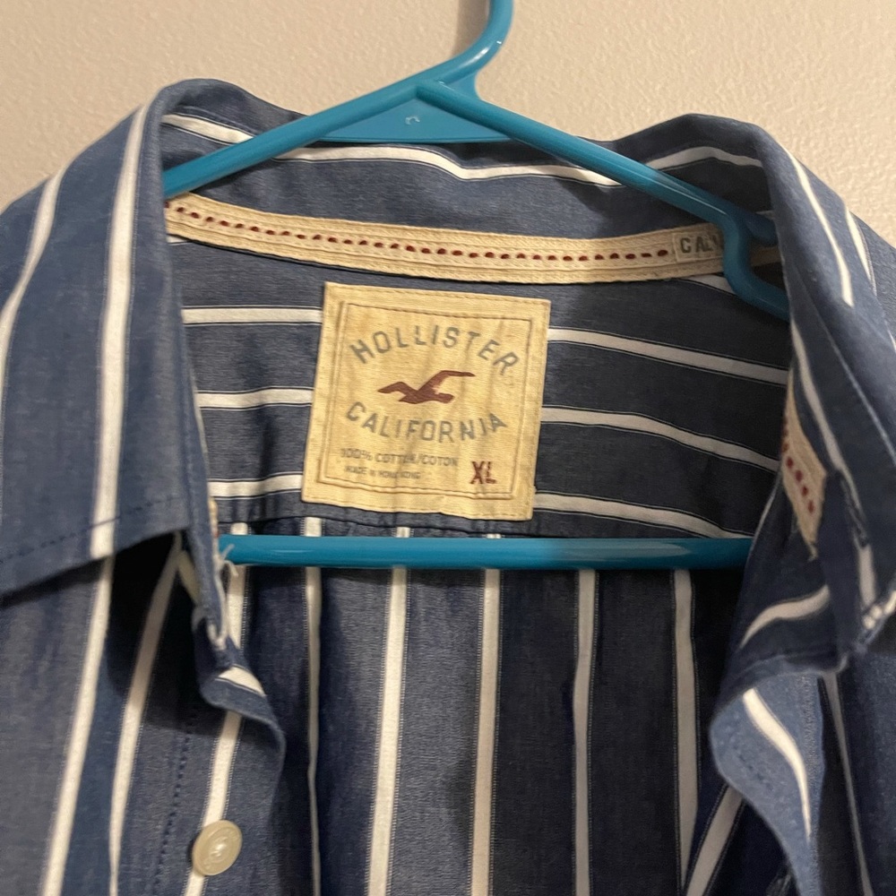 Button down shirt - Picture 2 of 2